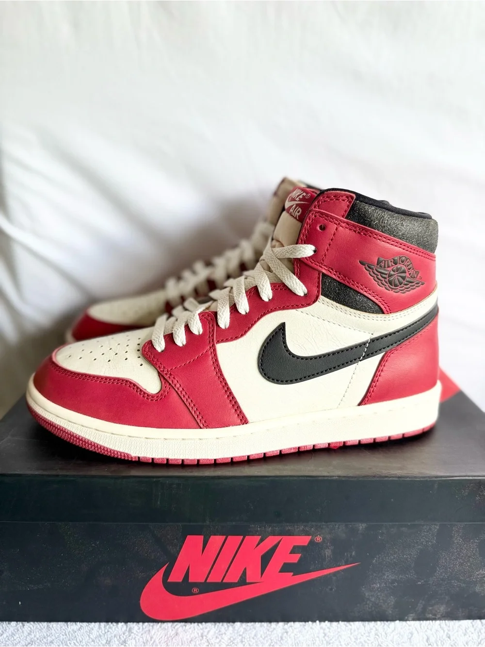 AUTHENTIC Jordan 1 Retro High OG Chicago Lost and Found size 9.5 DZ5485-612 2022